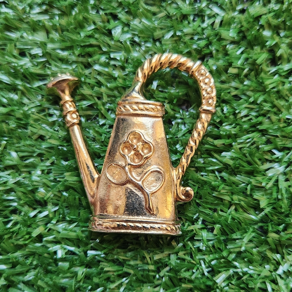 Water Pail Brooch